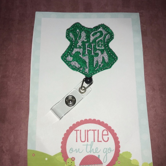Harry Potter Green Shield  Lanyard - Picture 1 of 1